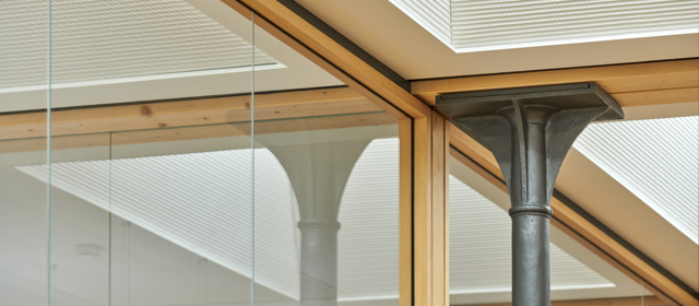 Architektonische Anwendung des Acunic-Stoffes.