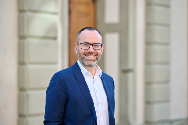 Portraitbild von Hannes Tschofen, CTO