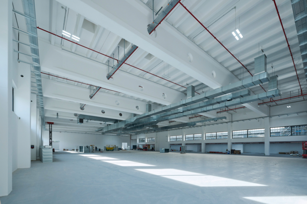 Innenansicht der leerstehenden Appreturhalle