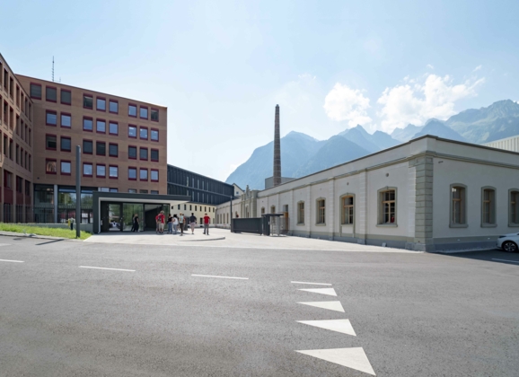 Die Getzner Textil AG in Bludenz stellt das Headquarter des Unternehmens dar. Hier produziert es die hochwertigen Getzner-Stoffe.